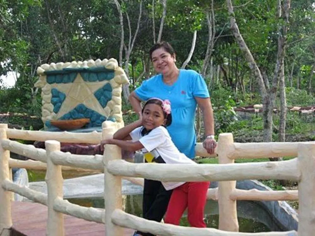 Alexis Cliff Dive Resort 팡라오