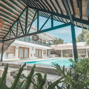 度假村 乌特拉敏特潜水度假村, 邦劳